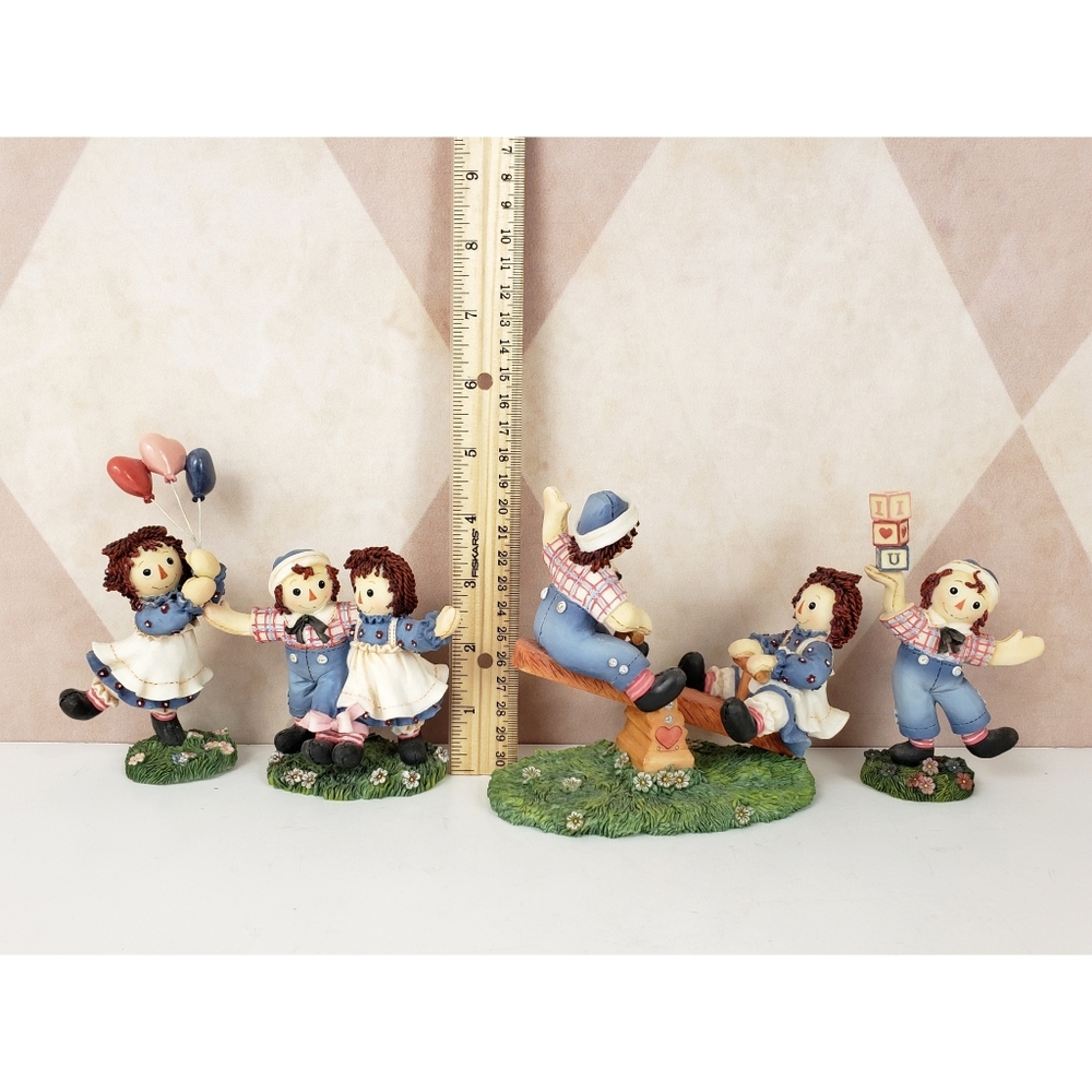 Enesco | Raggedy Ann & Andy Figurines - Picture 3 of 5